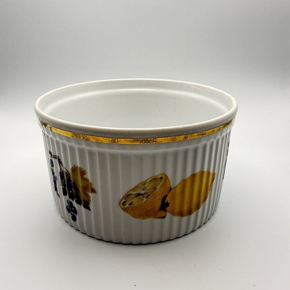 Vintage Royal Worcester Evesham Gold Round 6-Inch Baker / Soufflé Bowl